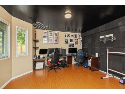 21647 50A Avenue | Langley British Columbia | Slide Image Twenty-four