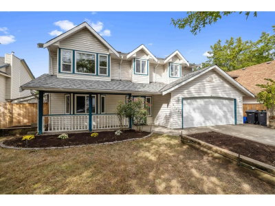 21647 50A Avenue | Langley British Columbia | Slide Image Three