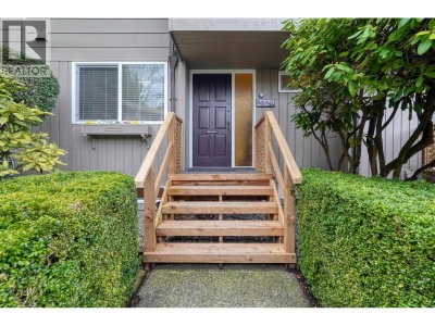 2329 MOUNTAIN Highway | North Vancouver British Columbia | Slide Image Thirty-four