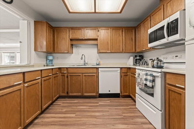 32691 GARIBALDI Drive | Abbotsford British Columbia | Slide Image Thirty-six