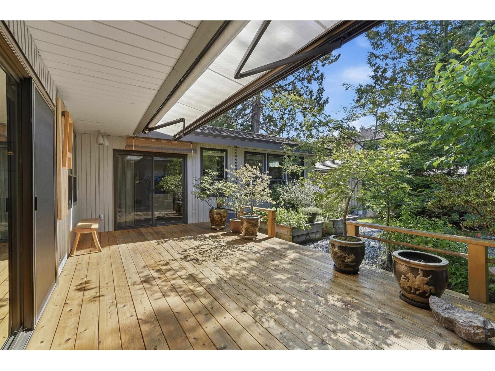 12318 24 Avenue, Surrey, British Columbia V4A 5P4