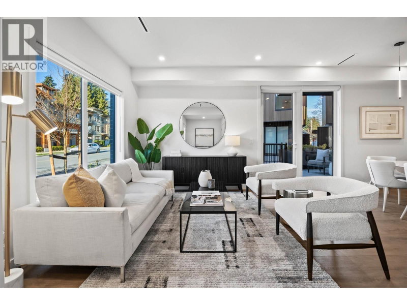 3206 HIGHLAND Boulevard North Vancouver British Columbia, V7R 2V9 - 3 Bedrooms Condo For Sale