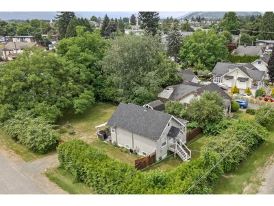46028 KING Avenue | Chilliwack British Columbia | Slide Image One