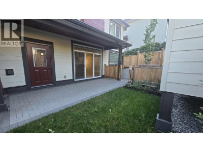 1211 THOMAS Avenue | Coquitlam British Columbia | Slide Image Eighteen