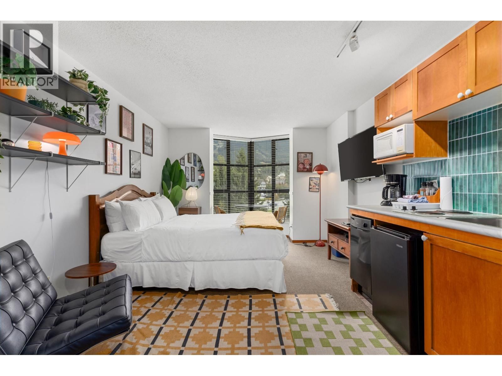 408 4315 NORTHLANDS Boulevard property photo