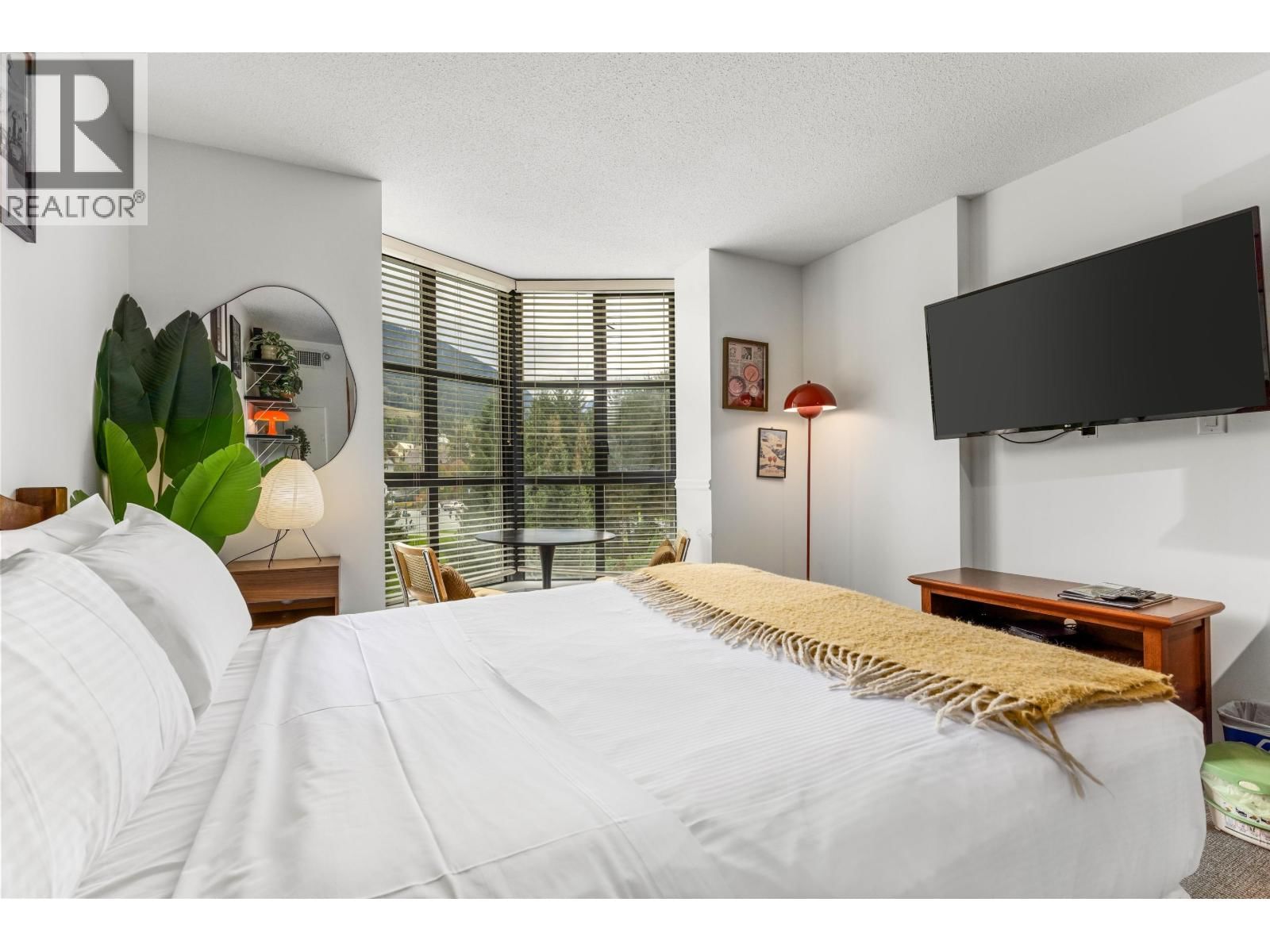 408 4315 NORTHLANDS Boulevard property photo