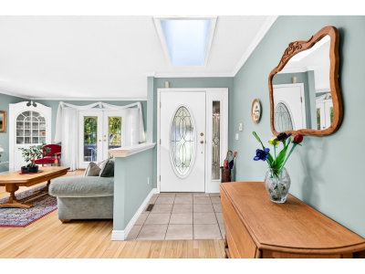 2181 OCEAN FOREST Drive | Surrey British Columbia | Slide Image Six