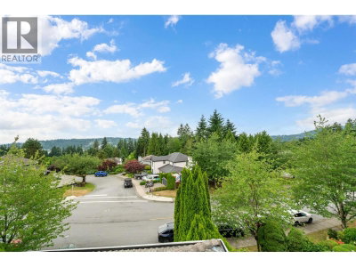 116 RAVINE Drive | Port Moody British Columbia | Slide Image Thirty-seven