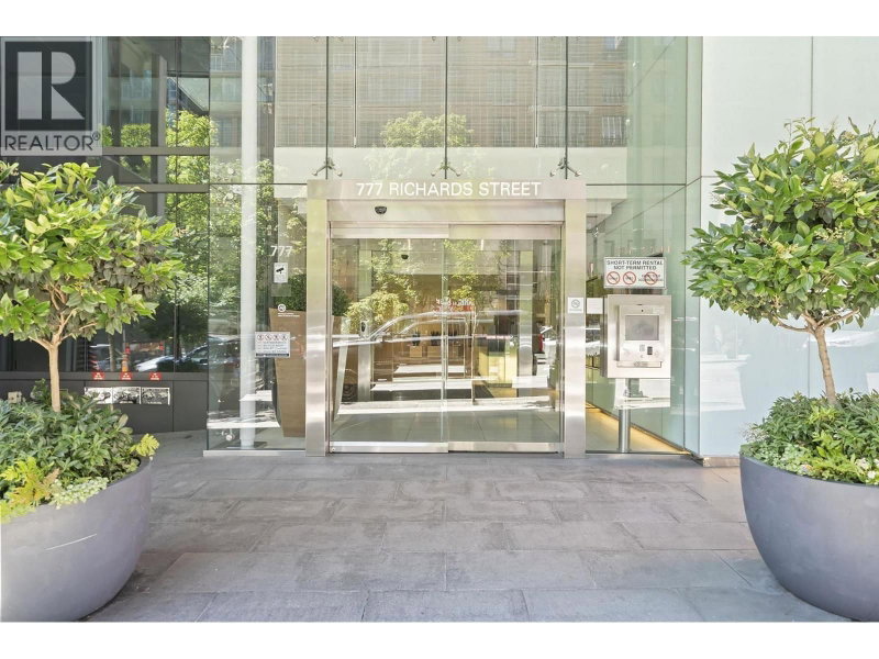 777 RICHARDS Street Vancouver British Columbia, V6B 0M6 - 2 Bedrooms Condo For Sale