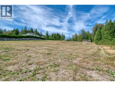 604 WOODLAND Avenue | Gibsons British Columbia | Slide Image Eight