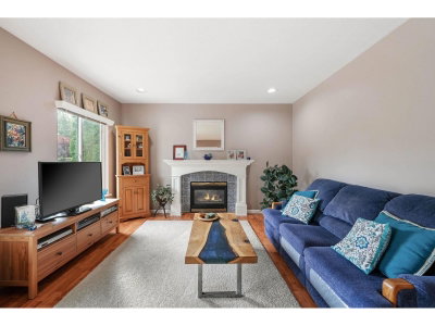 20094 24 Avenue | Langley British Columbia | Slide Image Fifteen