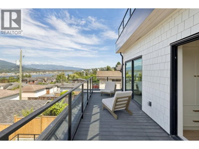 2815 TRINITY Street | Vancouver British Columbia | Slide Image Thirty