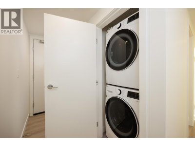 308 ALDERSON Avenue | Coquitlam British Columbia | Slide Image Seventeen