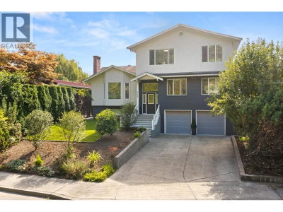 9152 KLENNER Drive | Burnaby British Columbia | Slide Image Three