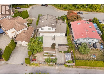9152 KLENNER Drive | Burnaby British Columbia | Slide Image Thirty-seven