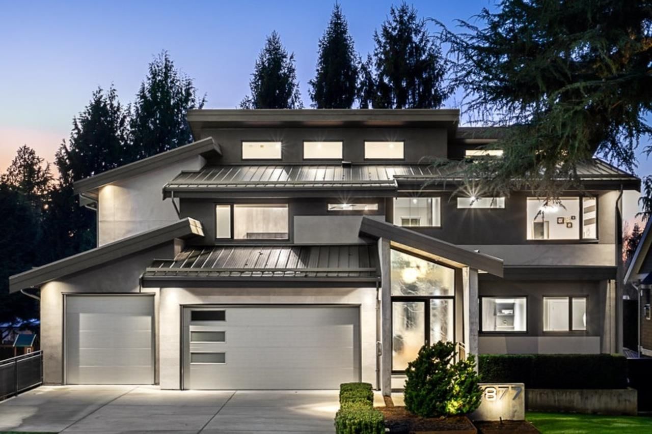 1877 126 Street, Surrey, British Columbia V4A 3P4