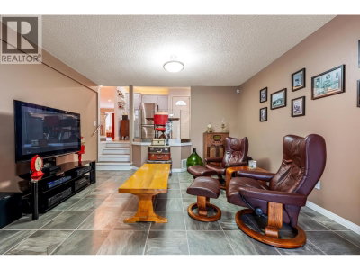 3162 OXFORD Street | Port Coquitlam British Columbia | Slide Image Fifteen