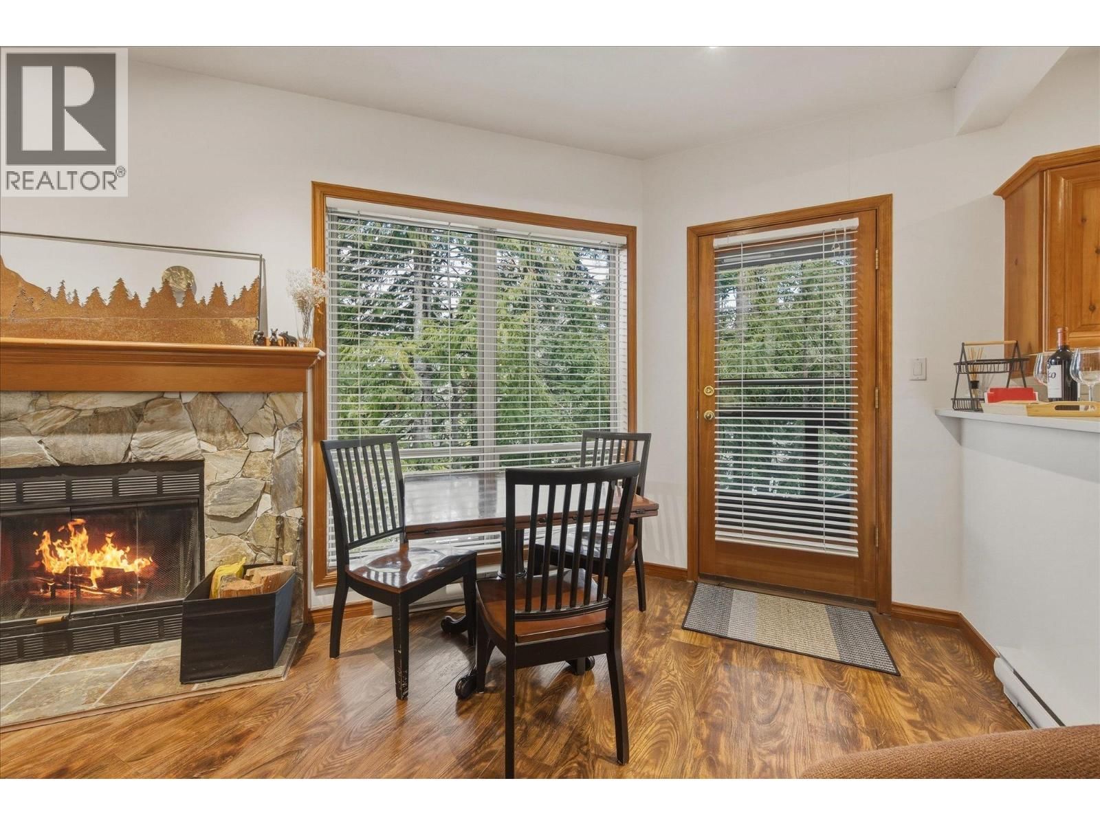 8 4891 PAINTED CLIFF Road property photo