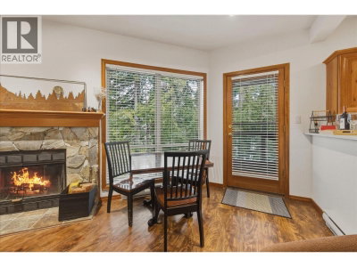 4891 PAINTED CLIFF Road | Whistler British Columbia | Slide Image Five