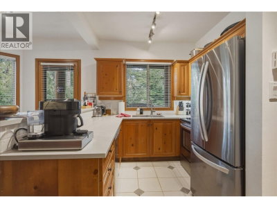 4891 PAINTED CLIFF Road | Whistler British Columbia | Slide Image Nine