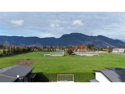 1725 BEAMAN Drive | Agassiz British Columbia | Slide Image Four