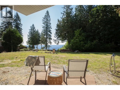 7835 REDROOFFS Road | Halfmoon Bay British Columbia | Slide Image Twenty-nine