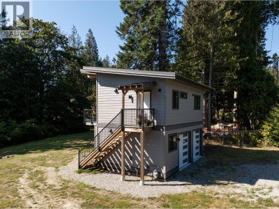 7835 REDROOFFS Road | Halfmoon Bay British Columbia | Slide Image Thirty-four