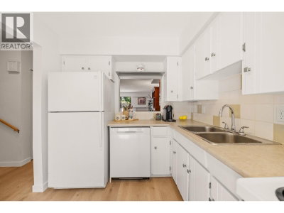 3455 COAST MERIDIAN Road | Port Coquitlam British Columbia | Slide Image Thirteen