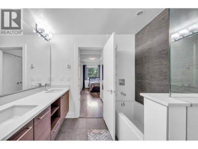8580 RIVER DISTRICT Crossing | Vancouver British Columbia | Slide Image Nine