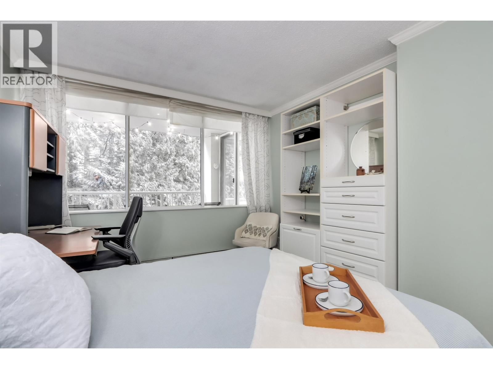 2004 FULLERTON Avenue, North Vancouver, British Columbia V7P 3G8