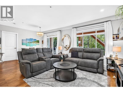 12565 190A Street | Pitt Meadows British Columbia | Slide Image Five