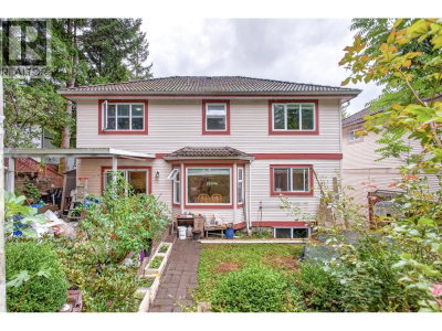 1599 PLATEAU Crescent | Coquitlam British Columbia | Slide Image Thirty-two