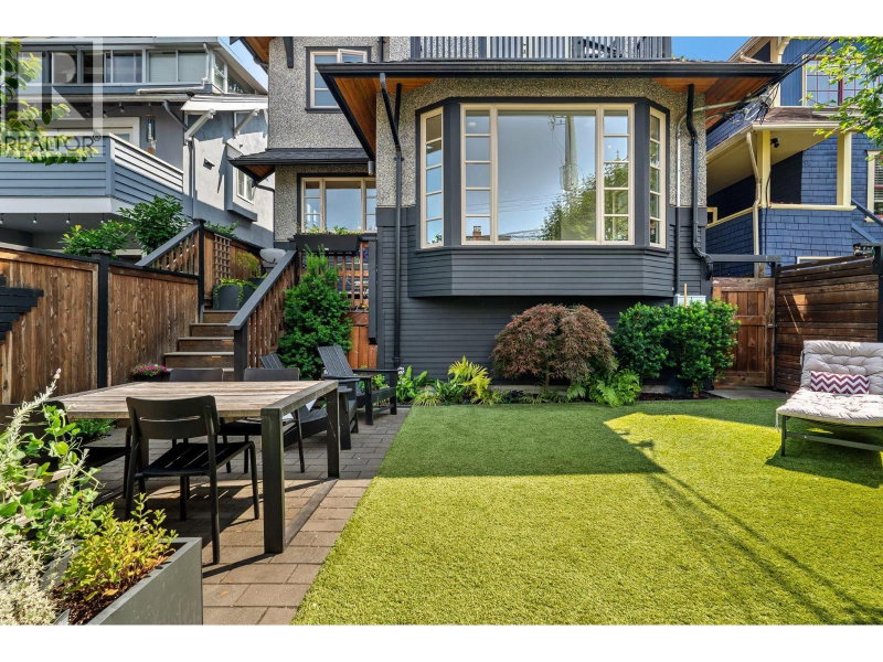 3261 2ND Avenue Vancouver British Columbia, V6K 1K9 - 3 Bedrooms Condo For Sale
