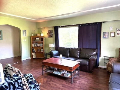 45656 WELLINGTON Avenue | Chilliwack British Columbia | Slide Image Seven