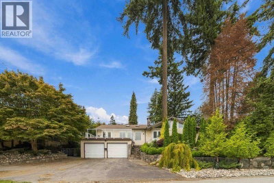 734 CARLETON Drive | Port Moody British Columbia | Slide Image Two