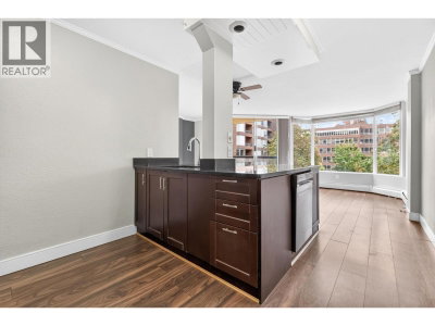 950 DRAKE Street | Vancouver British Columbia | Slide Image Thirteen