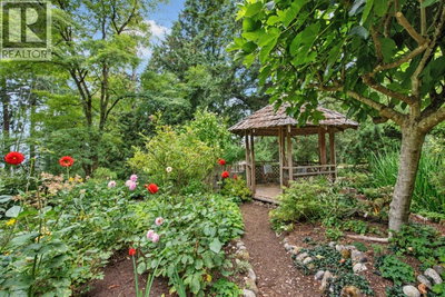 1305 GOWER POINT Road | Gibsons British Columbia | Slide Image Three