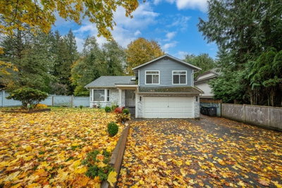 14346 68B Avenue | Surrey British Columbia | Slide Image Two