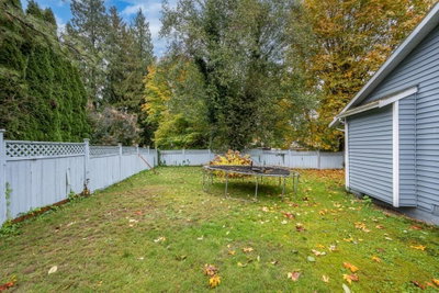 14346 68B Avenue | Surrey British Columbia | Slide Image Twenty-six