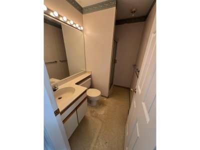 14220 19A Avenue | Surrey British Columbia | Slide Image Nine