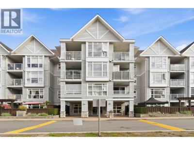 3142 ST JOHNS Street | Port Moody British Columbia | Slide Image Thirty