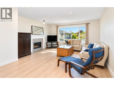 1140 CASTLE Crescent | Port Coquitlam British Columbia | Slide Image Three