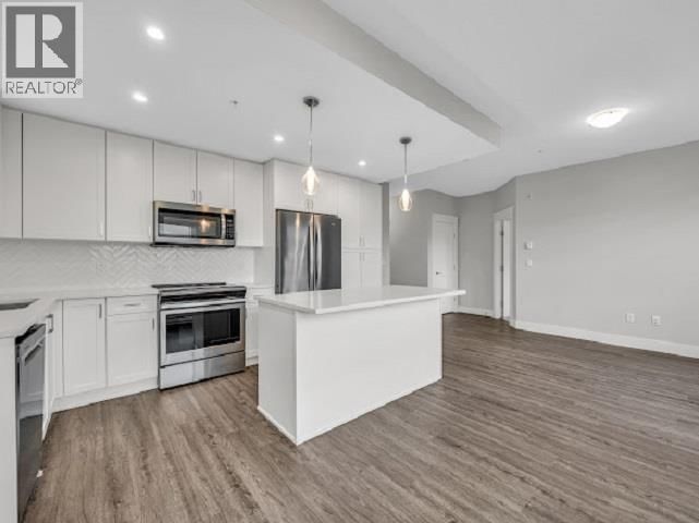 2180 KELLY Avenue Port Coquitlam British Columbia, V3C 0L1 - 3 Bedrooms Condo For Sale