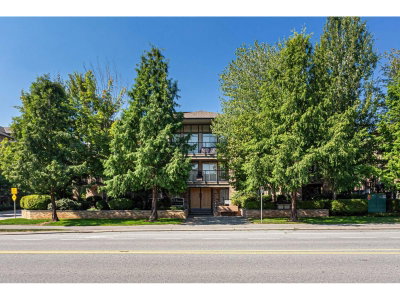 8717 160 Street | Surrey British Columbia | Slide Image Forty