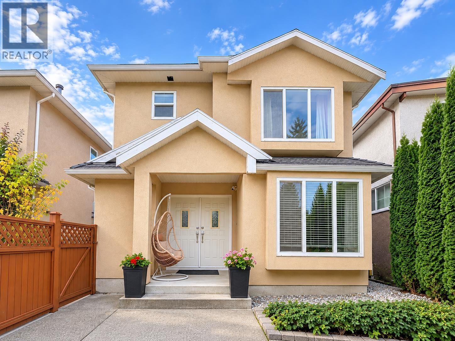 5957 WOODSWORTH Street, Burnaby, British Columbia V5G 1S9