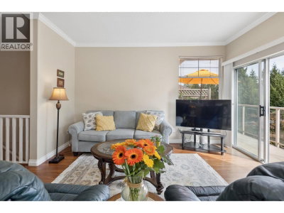 2979 PANORAMA Drive | Coquitlam British Columbia | Slide Image Eleven