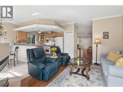 2979 PANORAMA Drive | Coquitlam British Columbia | Slide Image Nine