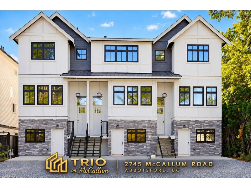 2745 MCCALLUM Road Abbotsford British Columbia, V2S 3R2 - 4 Bedrooms Home For Sale