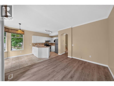 5950 OAKDALE Road | Burnaby British Columbia | Slide Image Fifteen