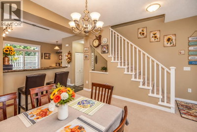 2200 PANORAMA Drive | Port Moody British Columbia | Slide Image Eight